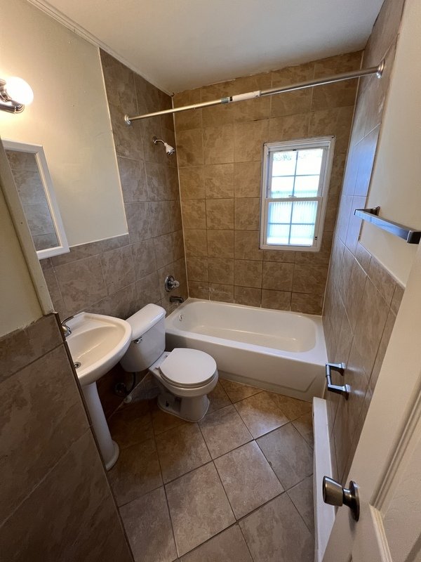 5840 Spruance rd property image