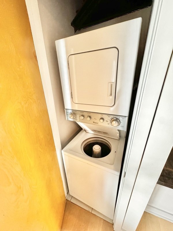 Bright property image