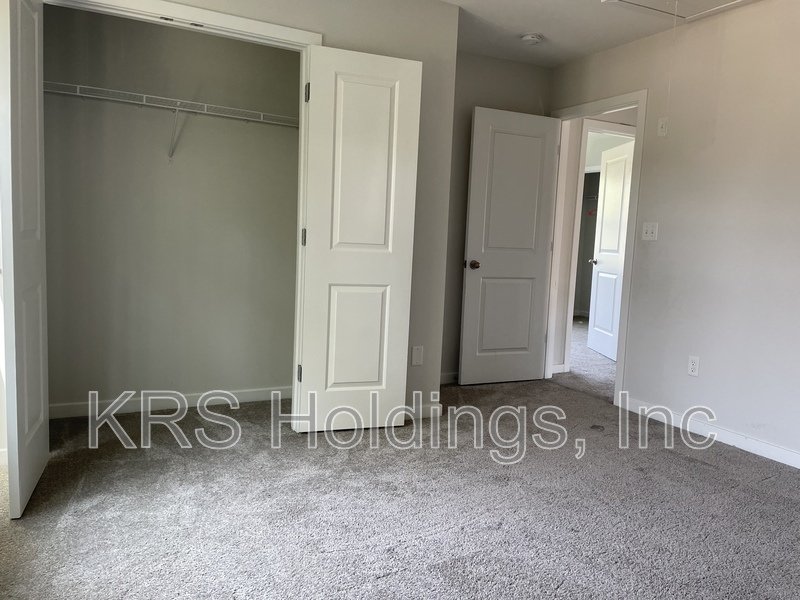 Bright property image