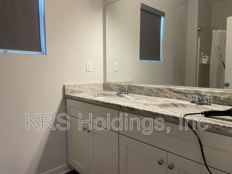 Bright property image