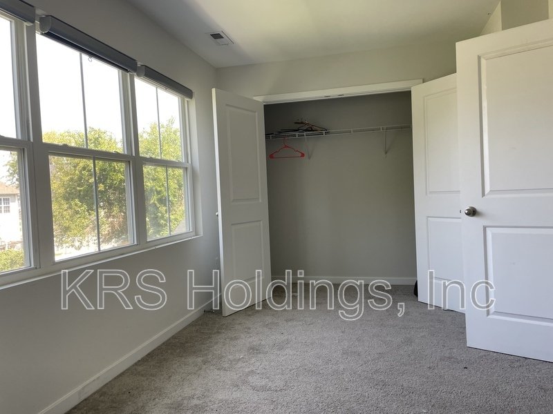 Bright property image