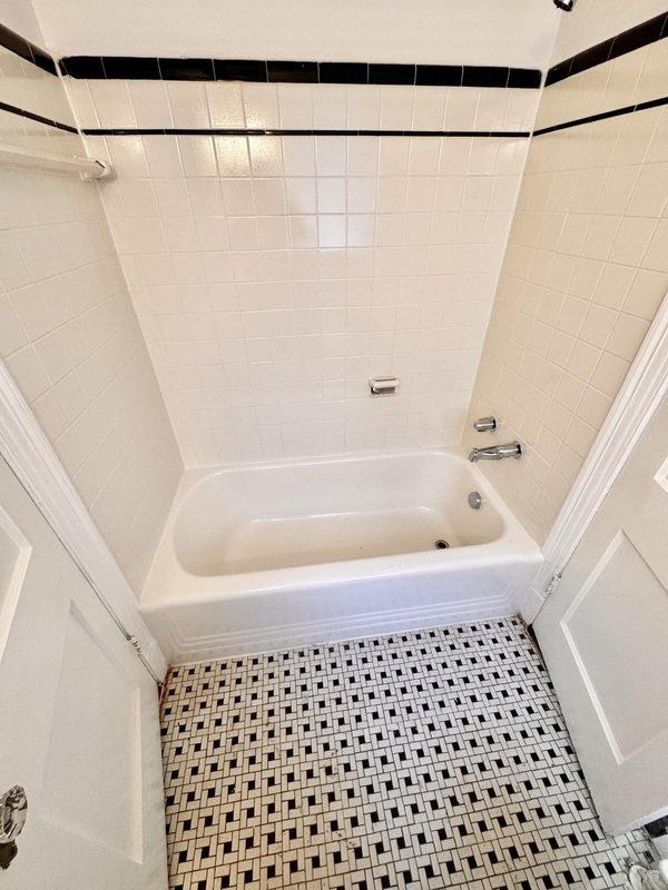 3409 Kensington ave 1 property image