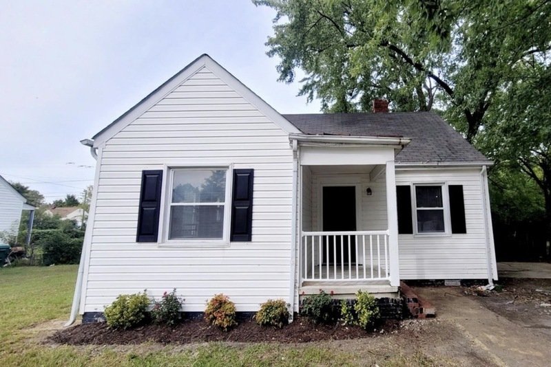 2002 Carrol St property image