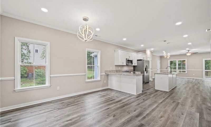 Bright property image