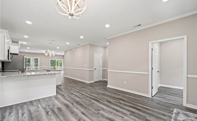 Bright property image