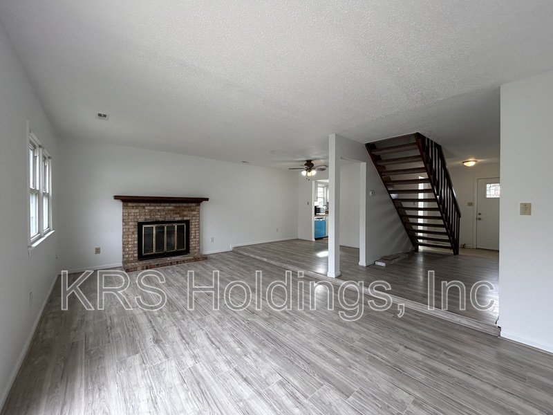 Bright property image