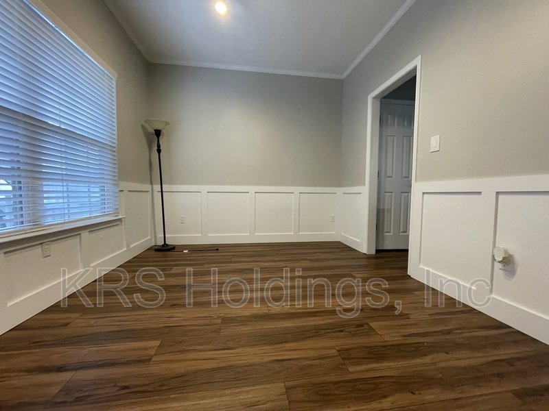 Bright property image