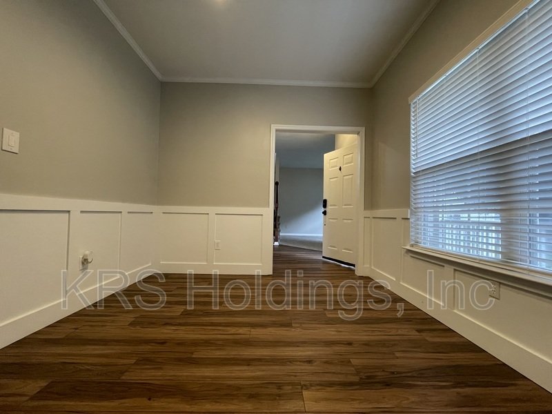 Bright property image