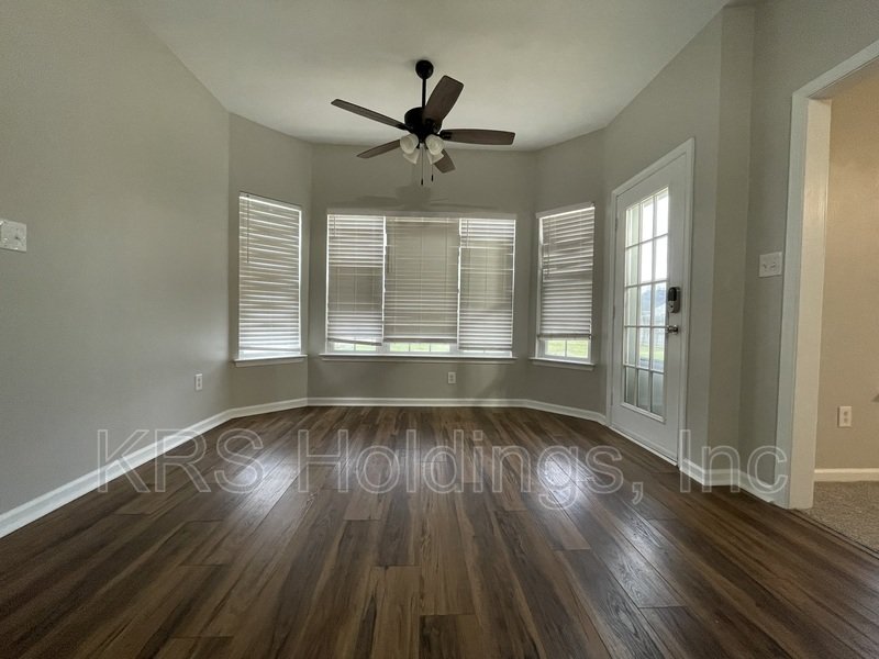 Bright property image