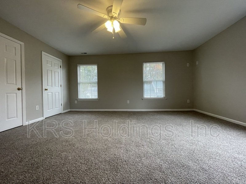 Bright property image