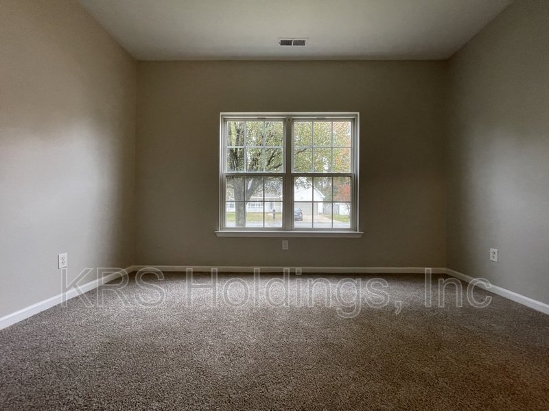 Bright property image