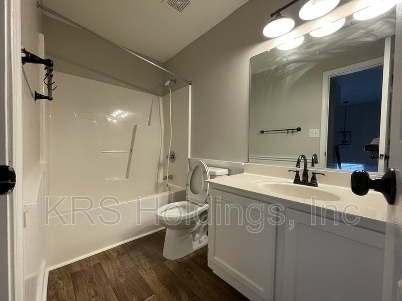 Bright property image