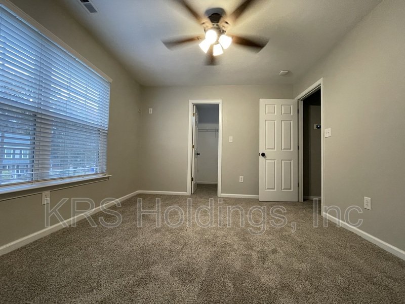 Bright property image