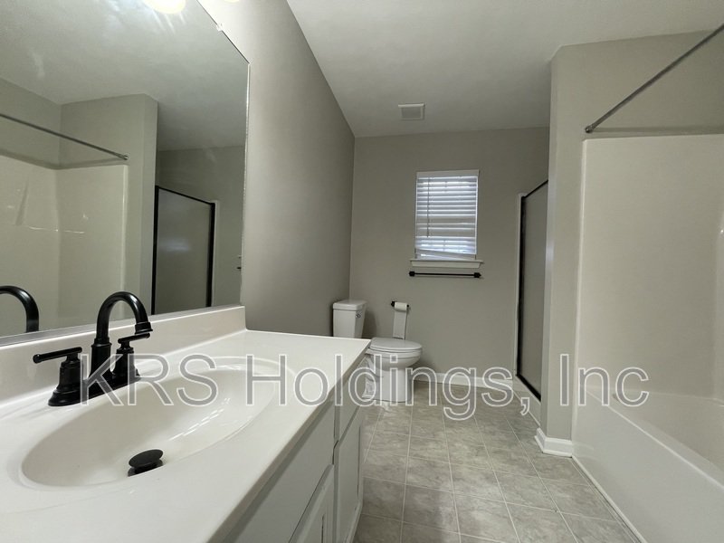 Bright property image