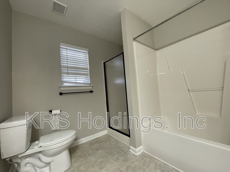 Bright property image