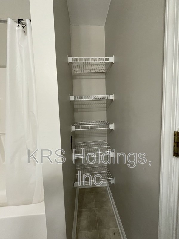 Bright property image