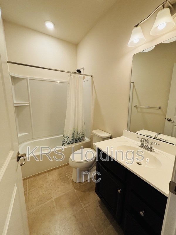 Chesapeake townhome available!! property image