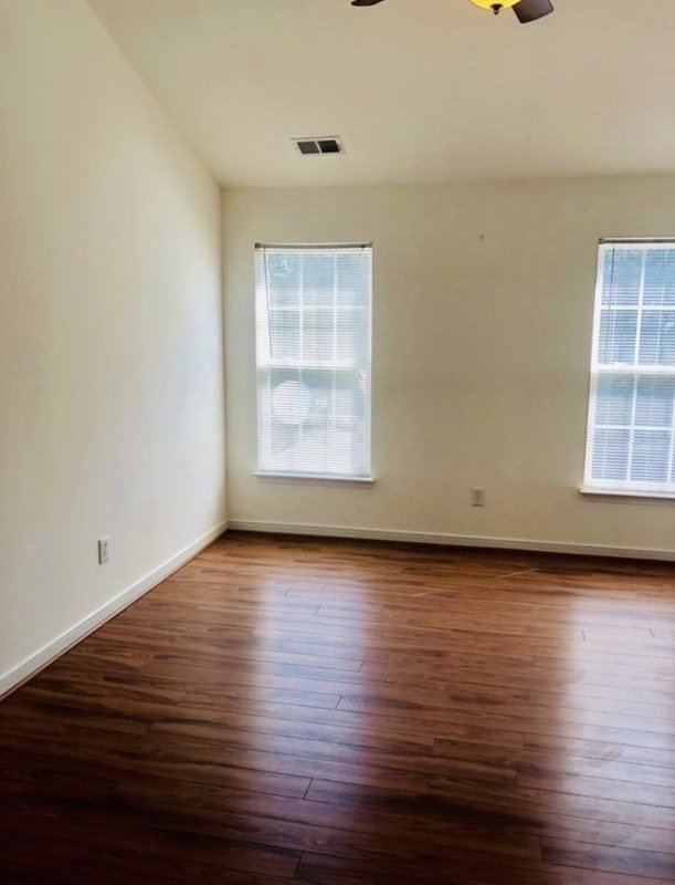 1107 Magnolia Point Blvd property image