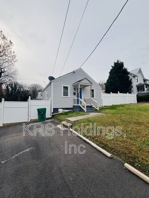 Charming property image