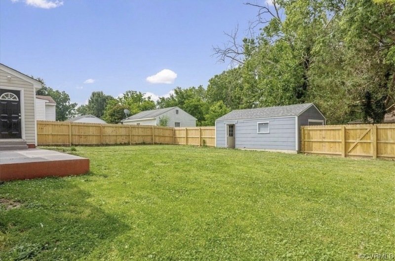 326 S 20th St property image