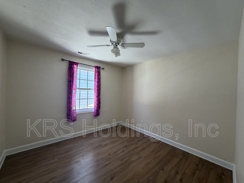 716 31st St B property image