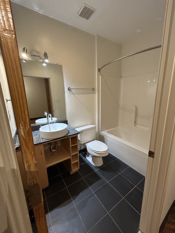 1318 W Broad St. Unit 206 property image