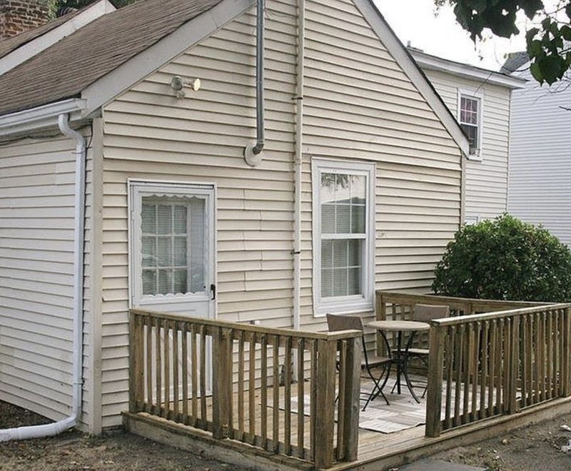 1719 Porter St property image