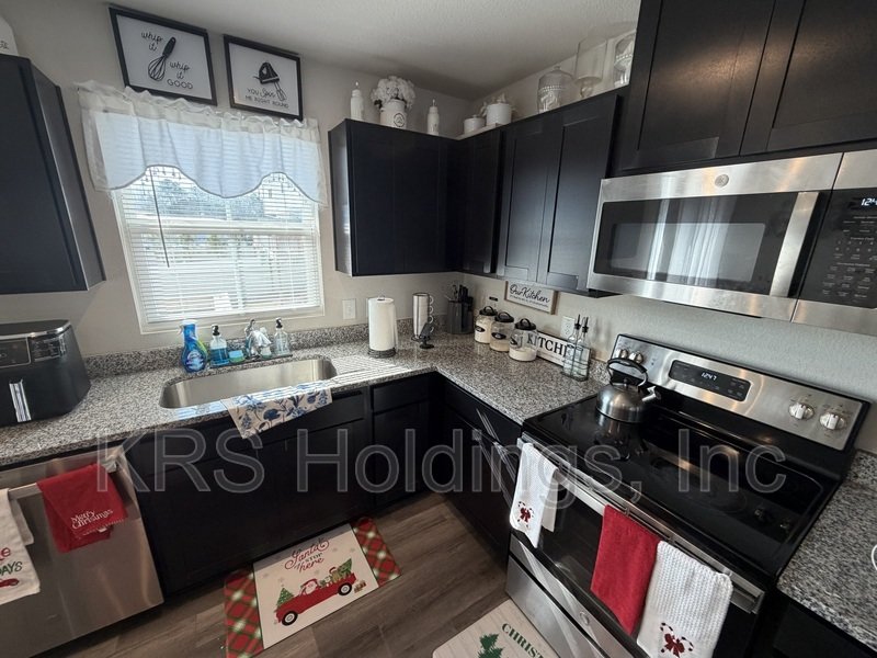 Bright property image