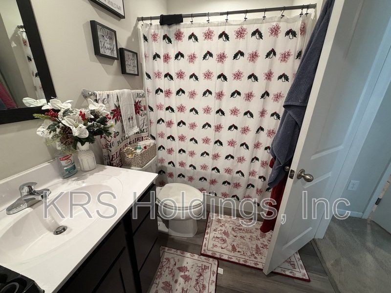 Bright property image