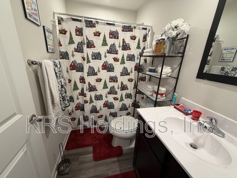 Bright property image