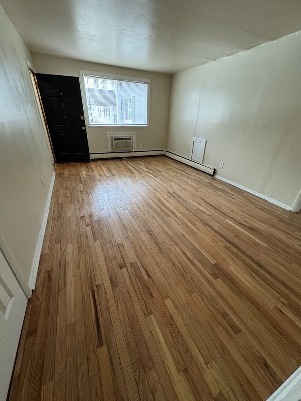 3210 Ellwood Ave B property image