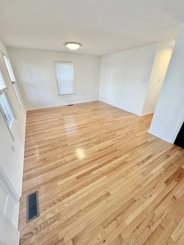 1214 Bainbridge St property image