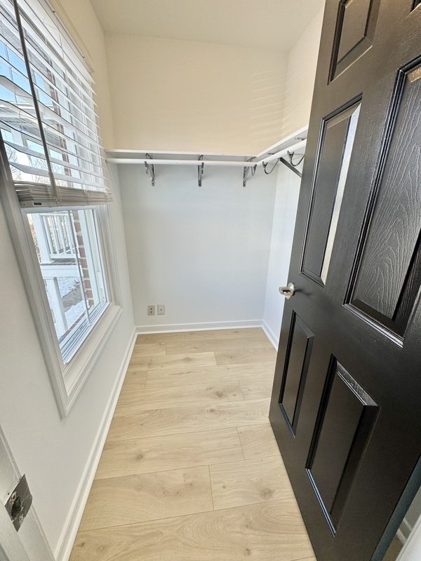 1214 Bainbridge St property image