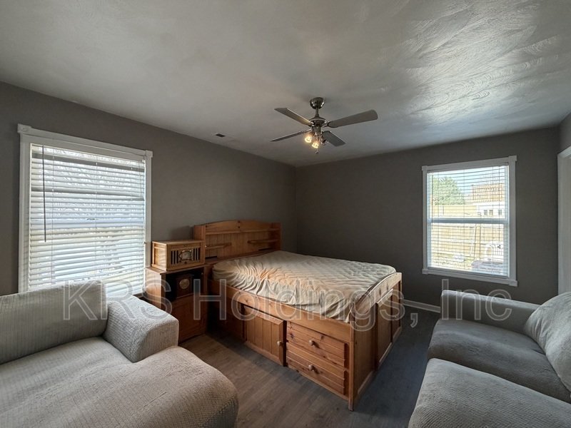 6040 Capital Place property image