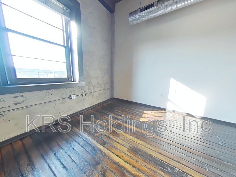 110 S. 15th St.  Unit 210 property image