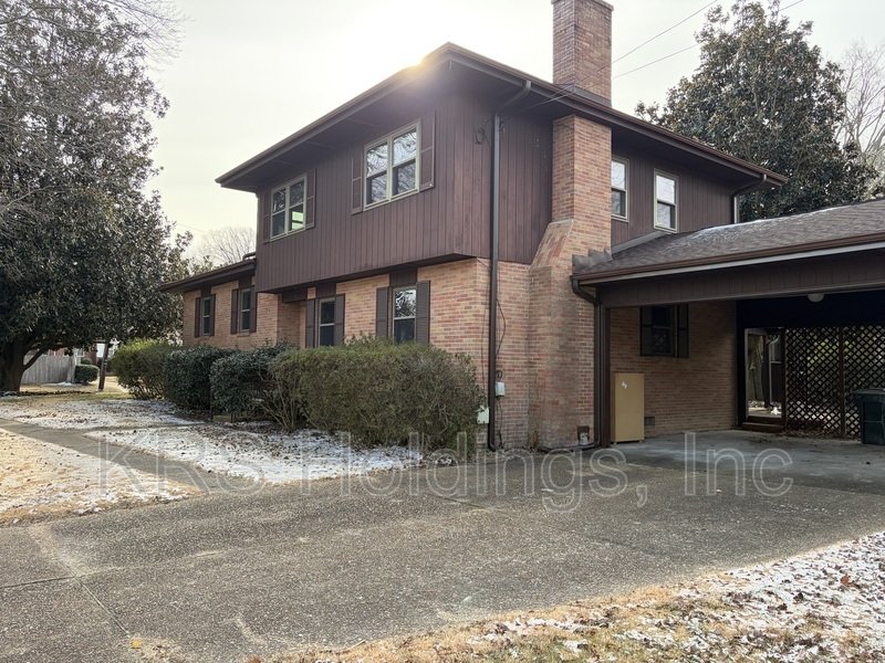 Charming property image