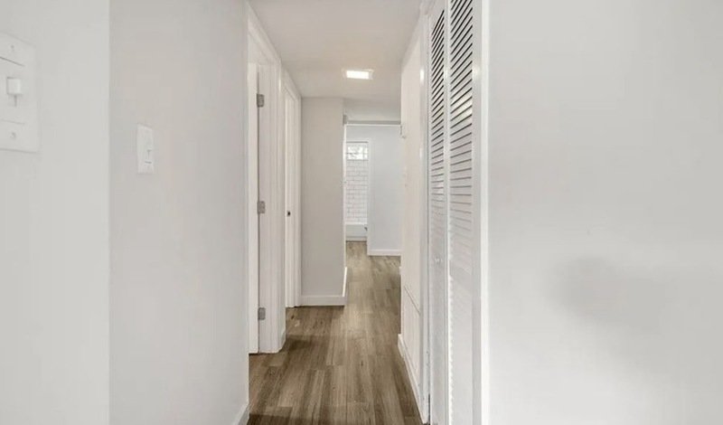 731 Cameron St 2 bedroom property image