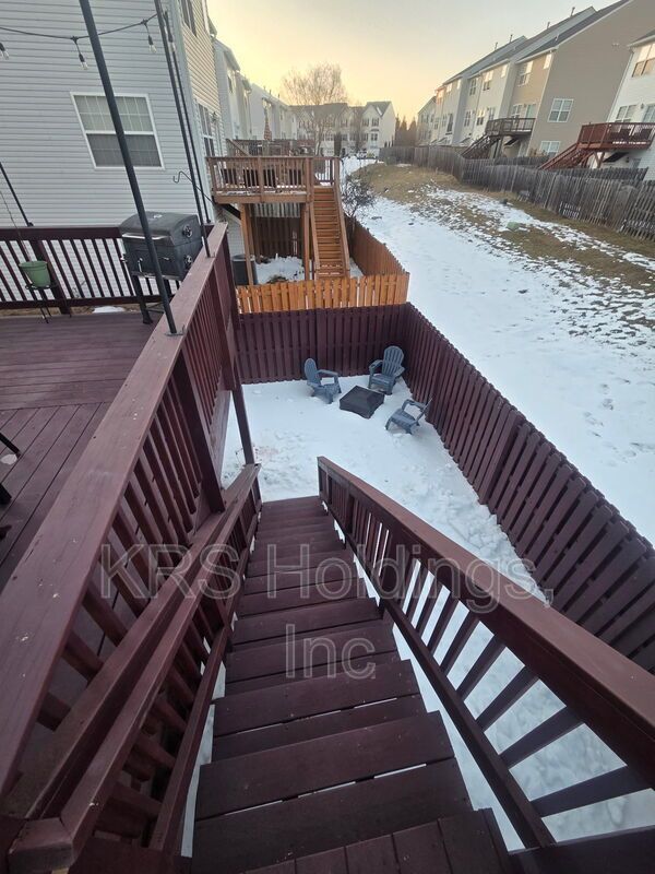 Renovated Corner lot Available for April property image