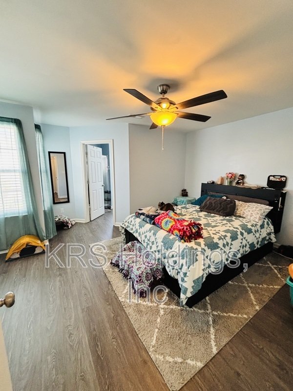 Renovated Corner lot Available for April property image