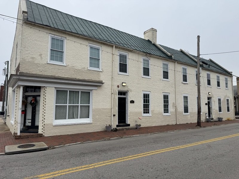 201 E Bank St 2 property image