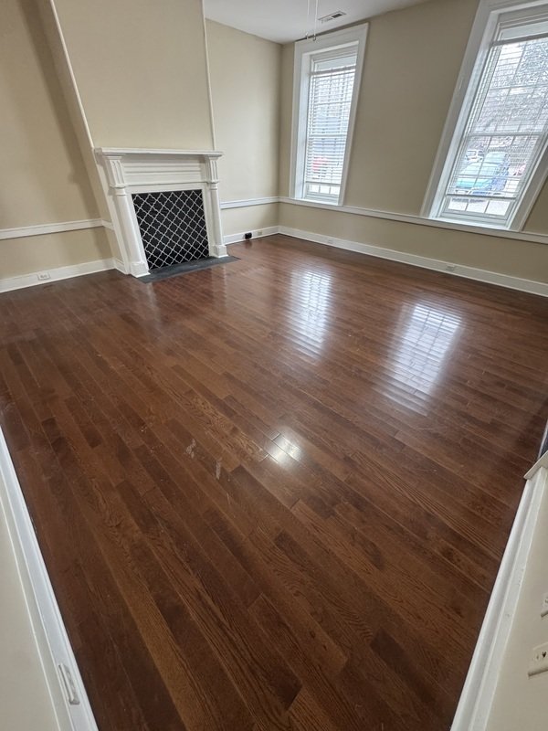 201 E Bank St 2 property image