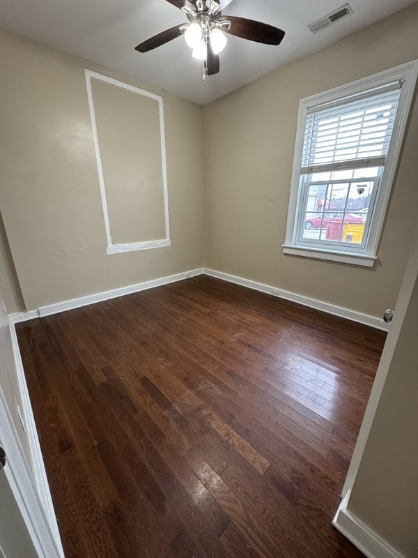 201 E Bank St 2 property image