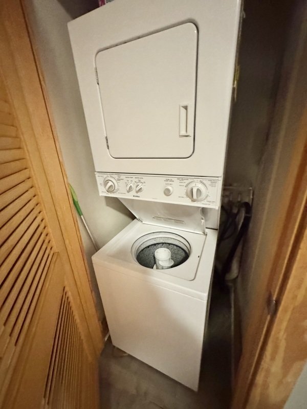 114 Virginia St 2 bed 2 bath property image