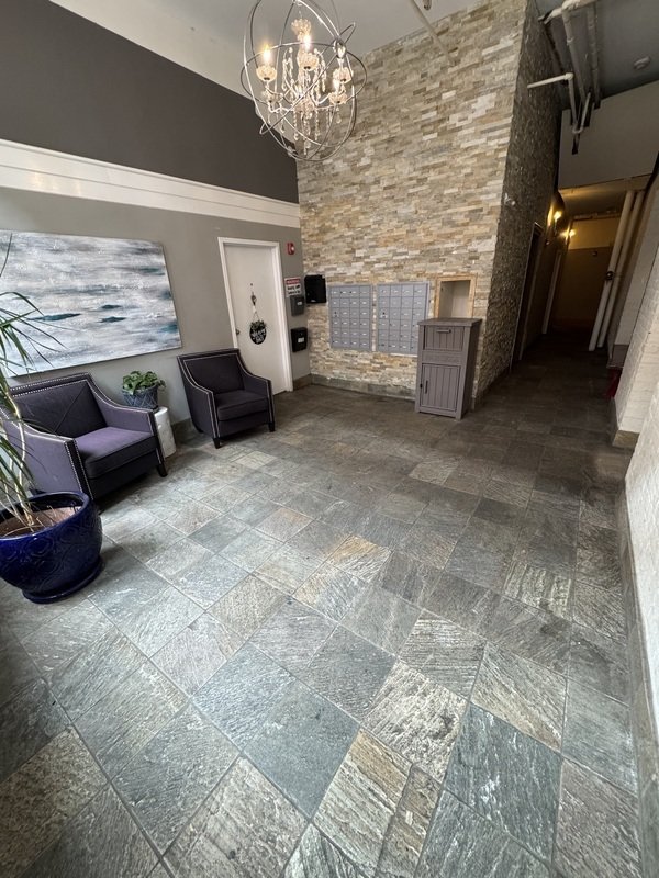 114 Virginia St 2 bed 2 bath property image