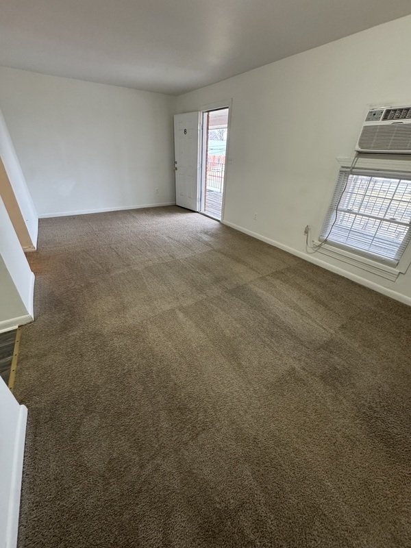 416 S West St 8 property image