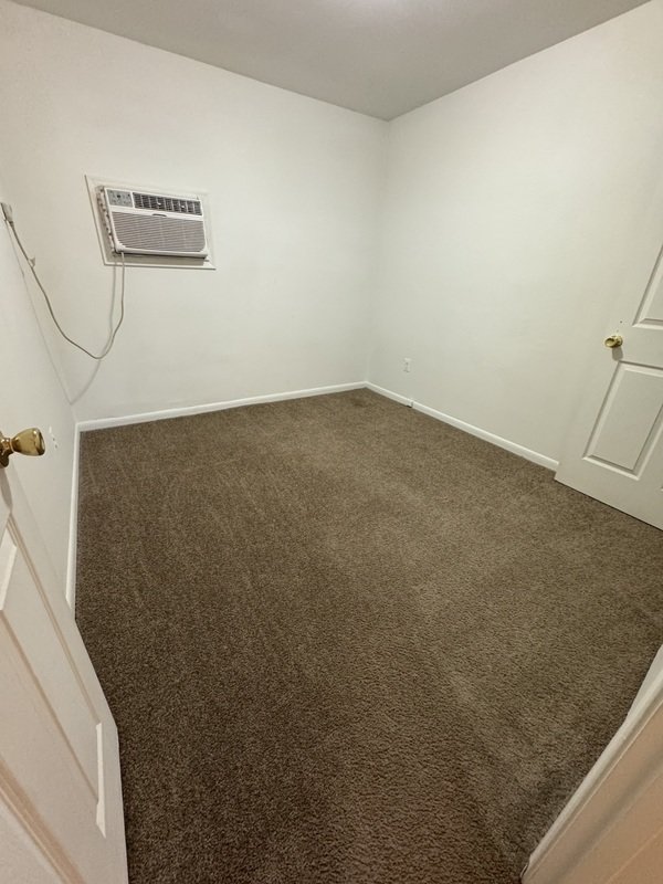 416 S West St 8 property image