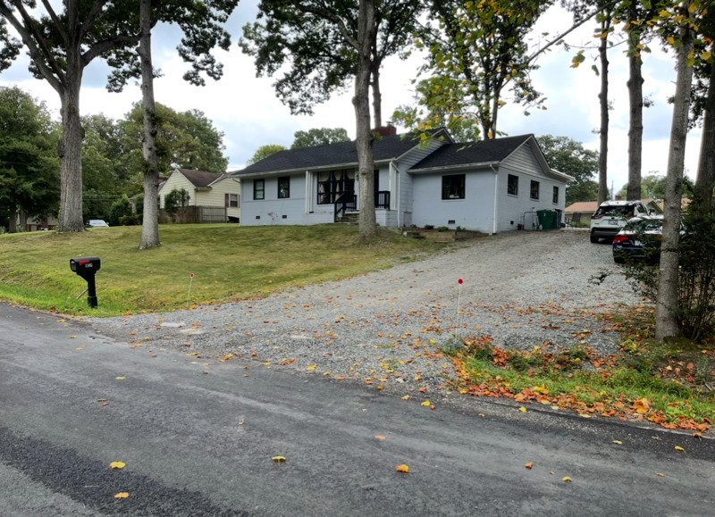 **Renovated 3 Bedroom Rancher with Spacious Den** property image