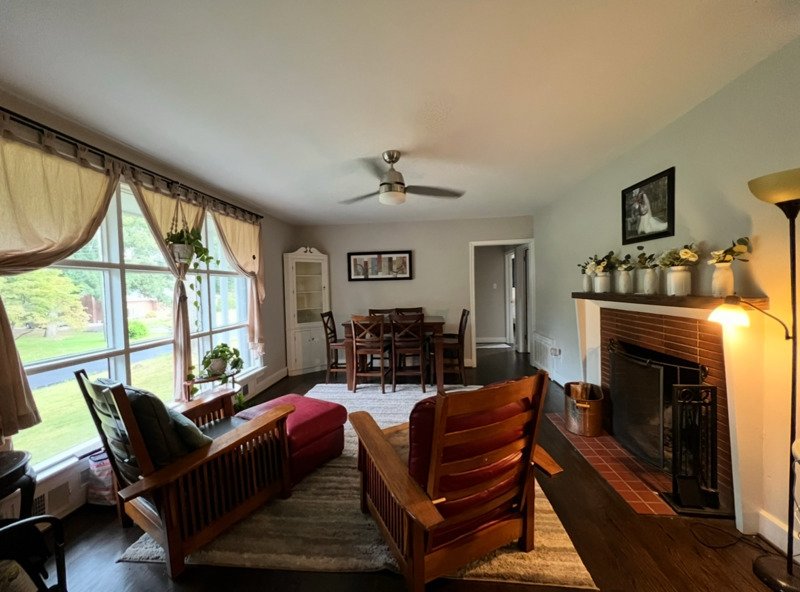 **Renovated 3 Bedroom Rancher with Spacious Den** property image