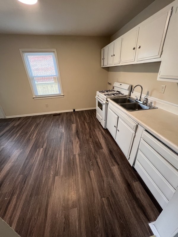 1210 Carlisle Ave . property image