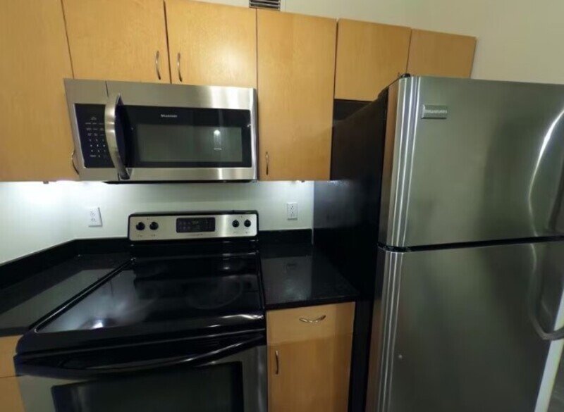 Bright property image